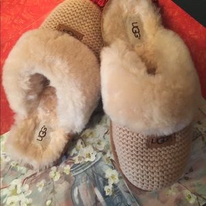 Ugg House Slippers